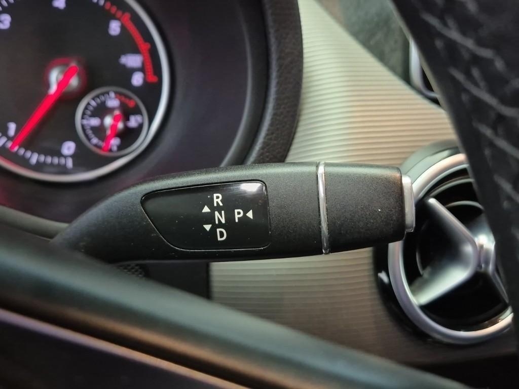 Mercedes Benz B Class (MY B) - Vista 8