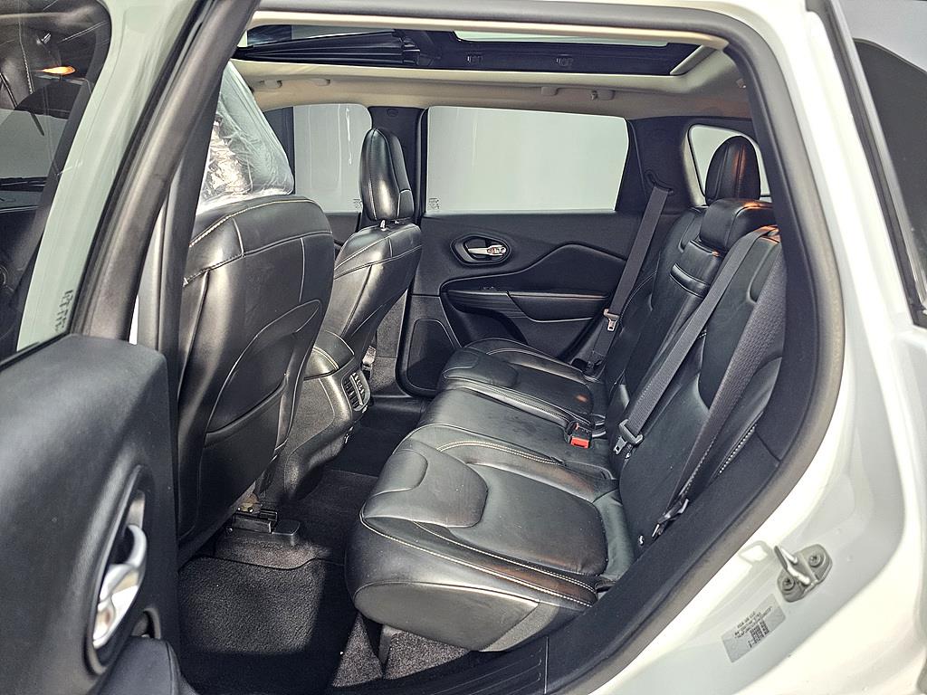 Jeep Cherokee - Vista 9