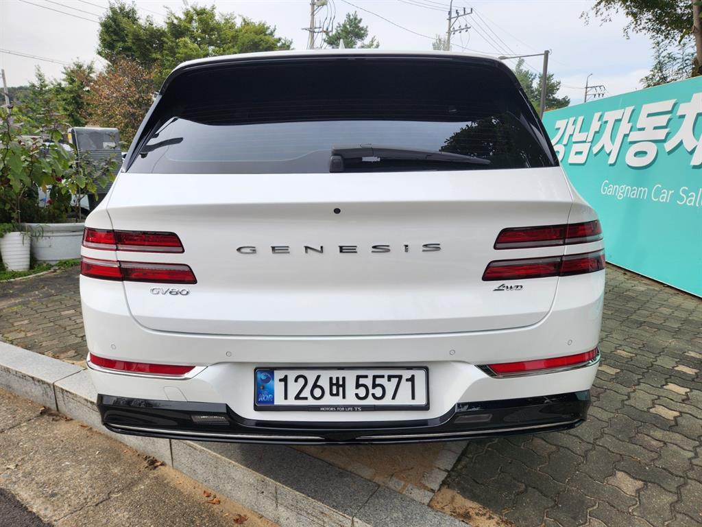 Genesis GV80 - Vista 4