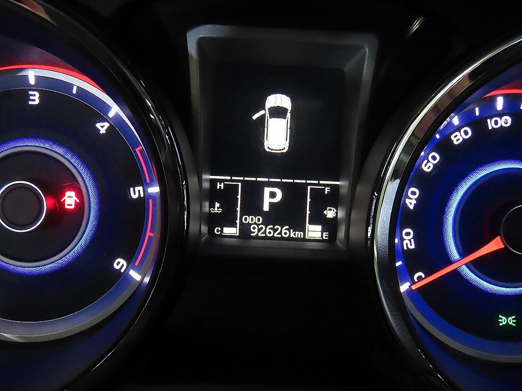 Ssangyong Tivoli - Vista 9