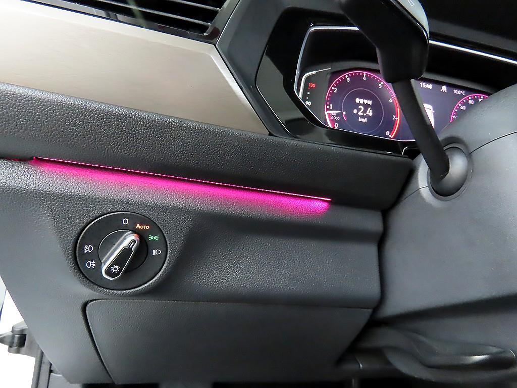 Volkswagen Jetta - Vista 12