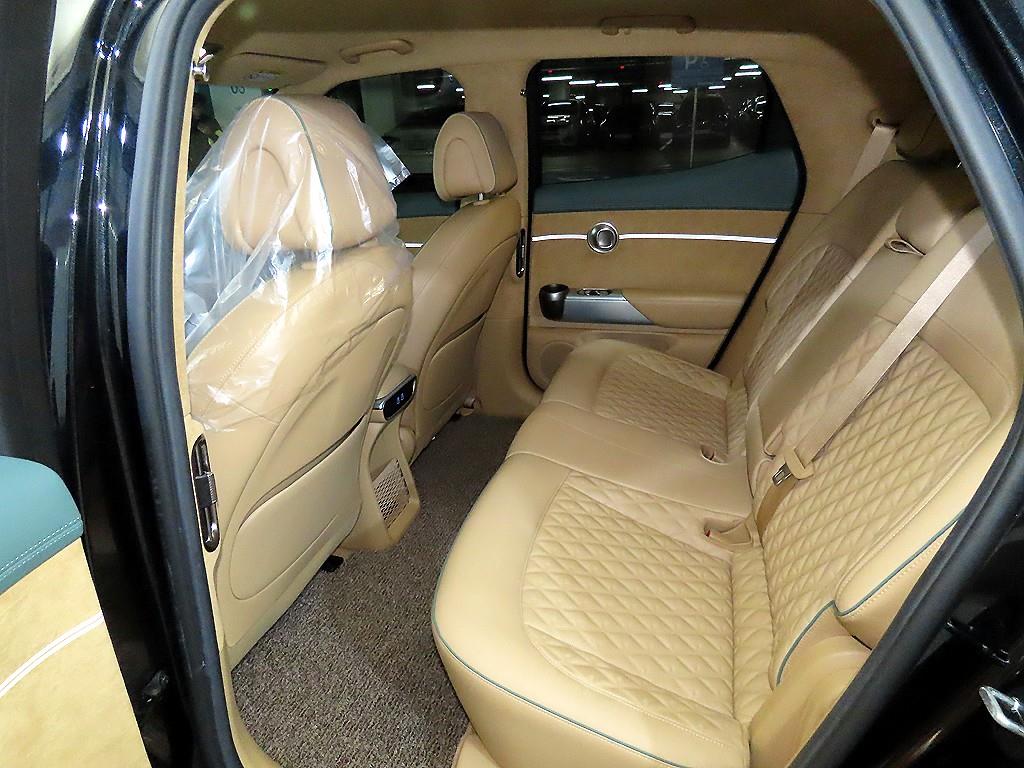 Genesis GV60 - Vista 7