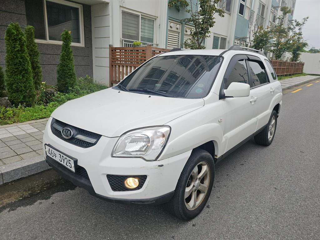 KIA Sportage 2010 Blanco - Importación desde Corea - HF Imports Iquique - Foto 1