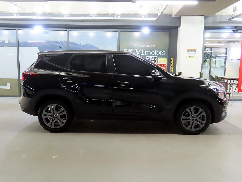 KIA Seltos - Vista 3