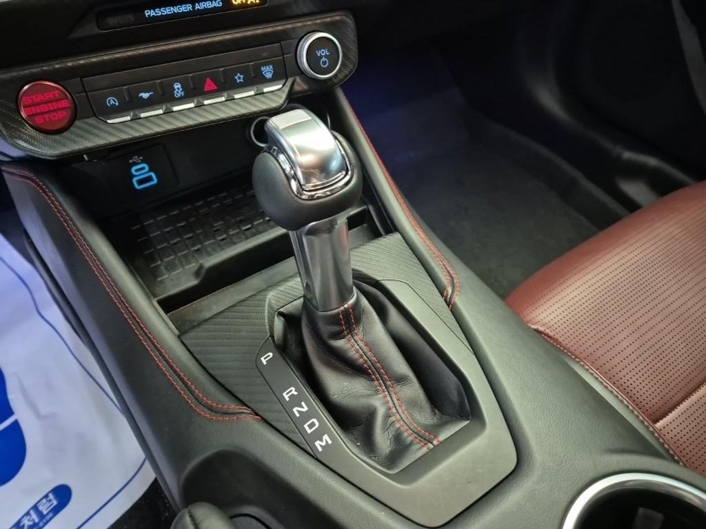 Ford Mustang - Vista 8