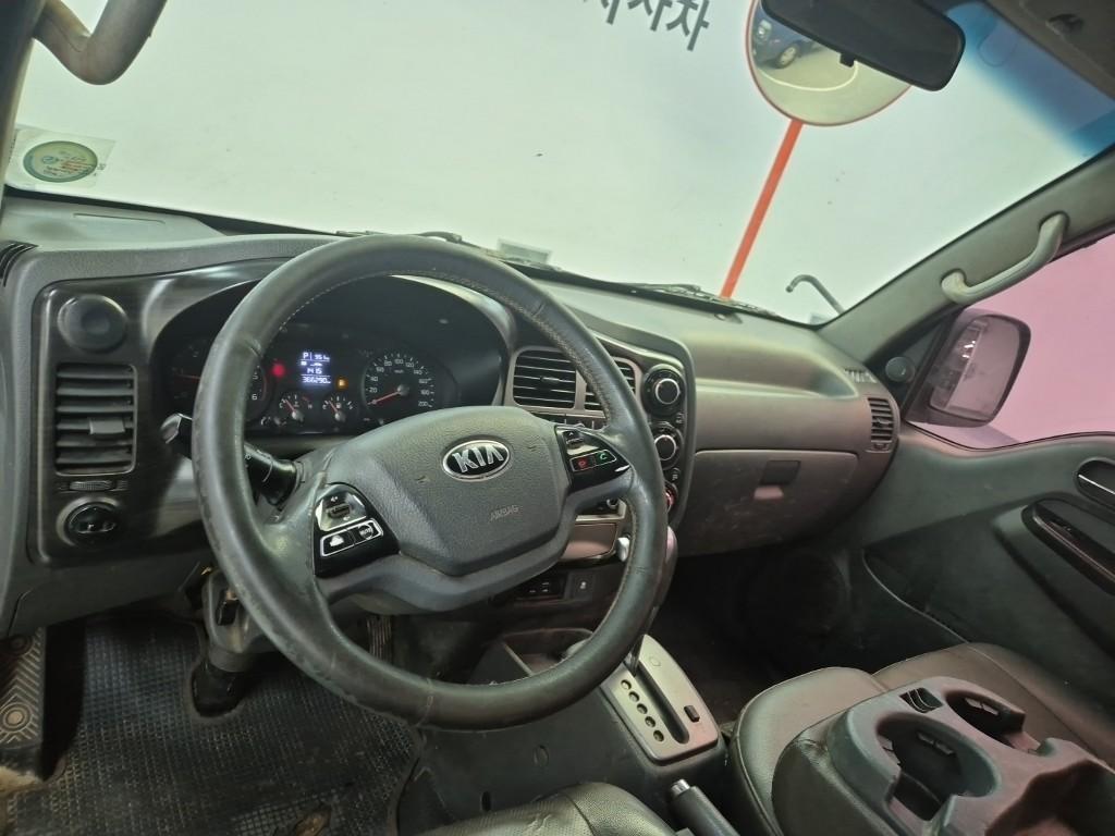 Small Truck Cargo (small) - Vista 6
