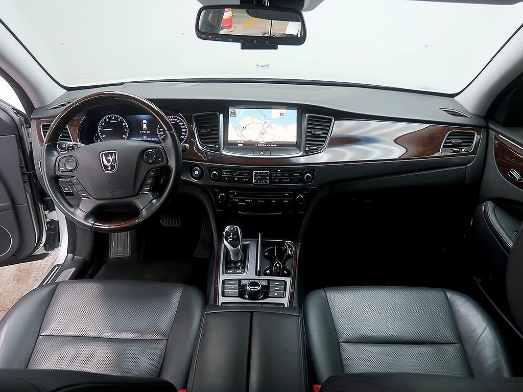 HYUNDAI Equus - Vista 9