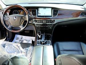 HYUNDAI Equus - Vista 10