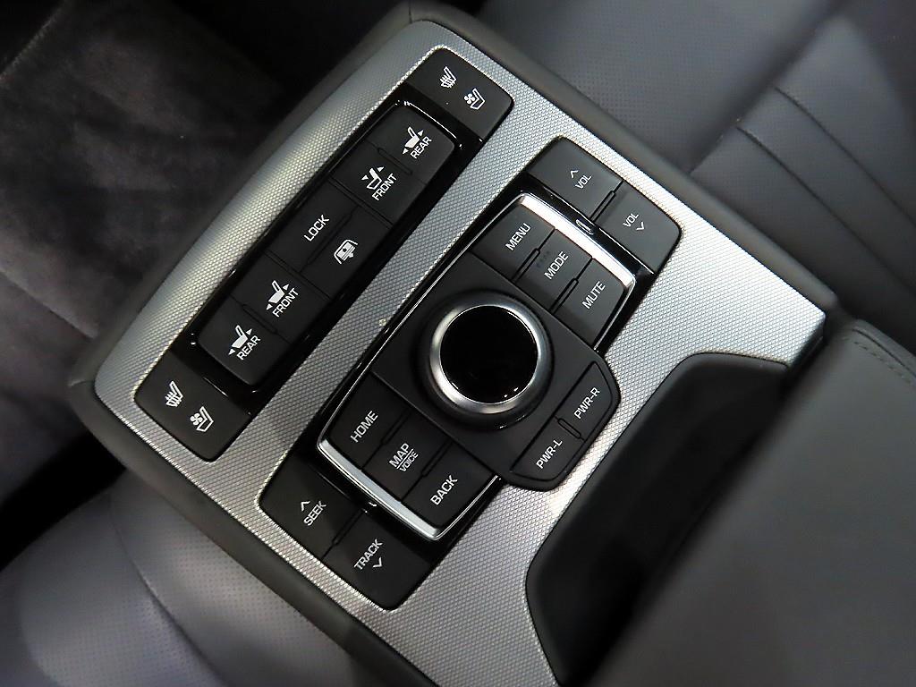 Genesis G80 - Vista 12