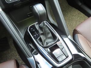 SAMSUNG QM6 - Vista 12