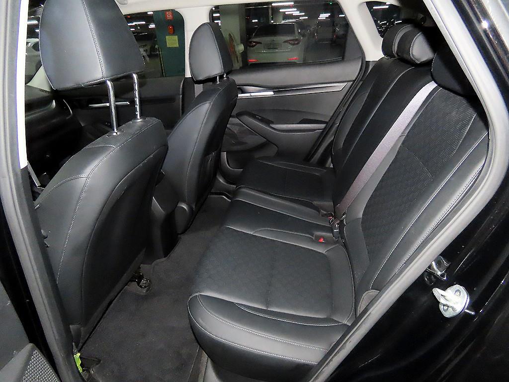 KIA Seltos - Vista 7