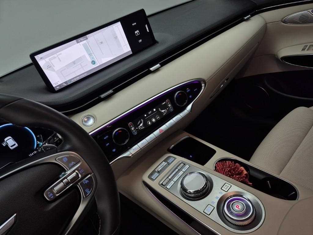 Genesis GV70 - Vista 10