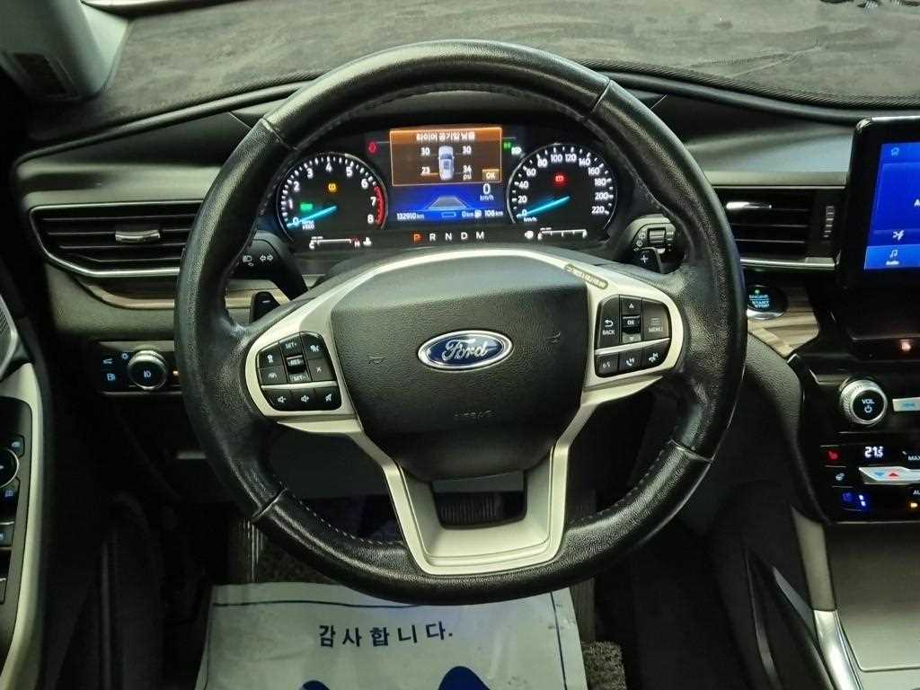 Ford Explorer - Vista 9