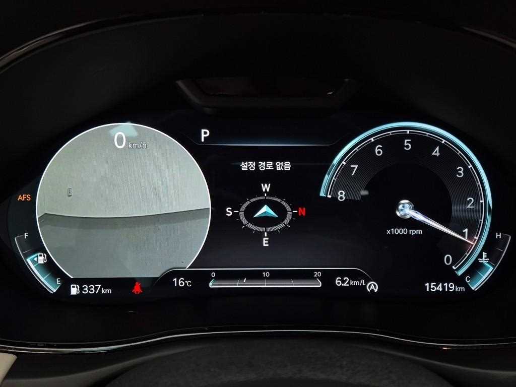 Genesis GV70 - Vista 6