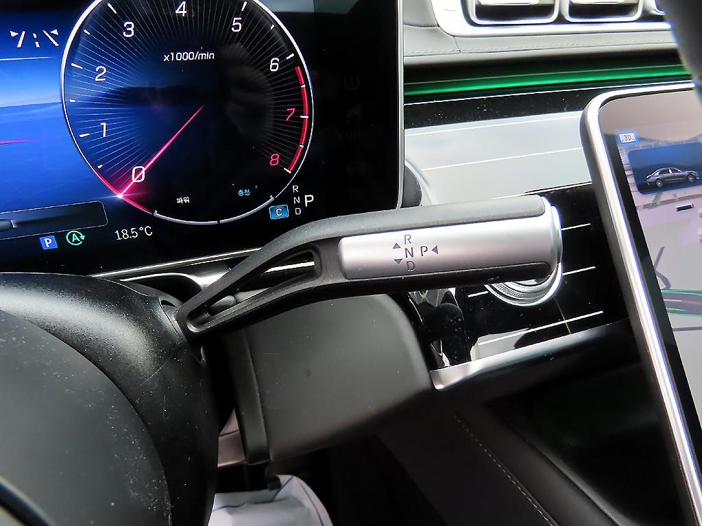 Mercedes Benz S Class - Vista 11