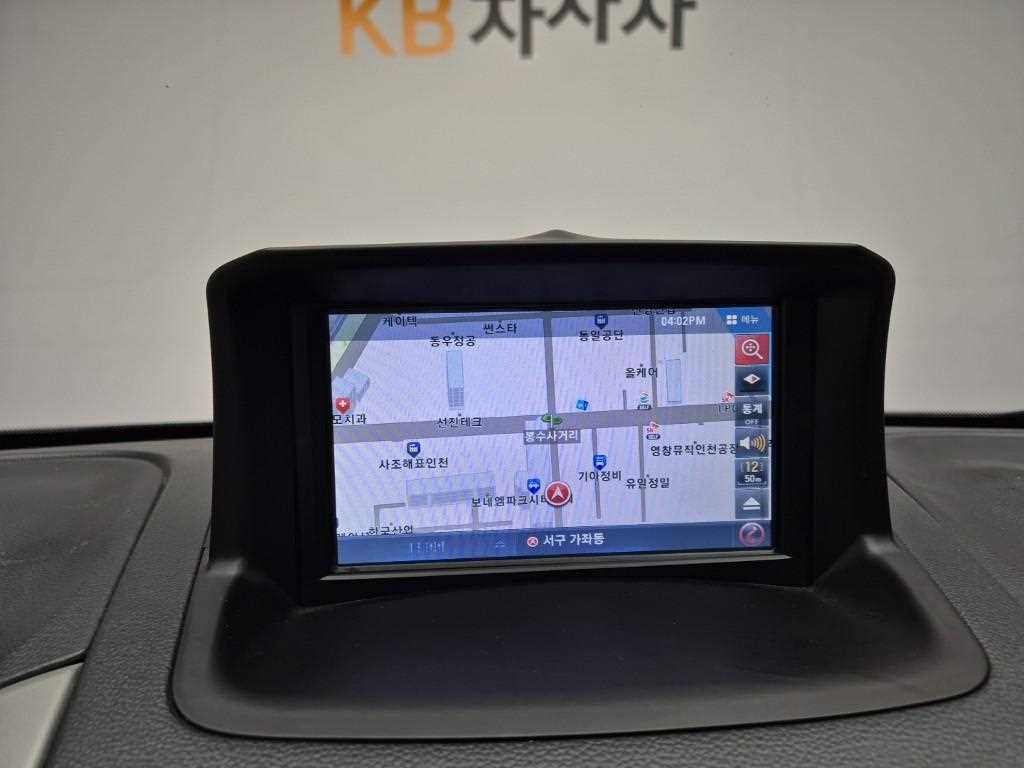 Ssangyong Tivoli 2015 Blanco - Importación desde Corea - HF Imports Iquique - Foto 13