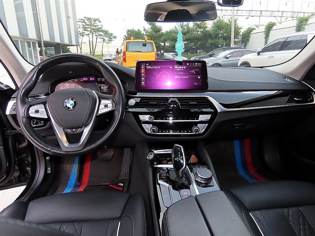 BMW 5 Series - Vista 7