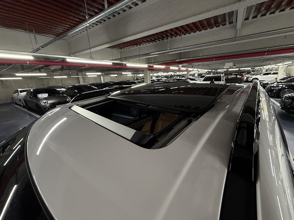 HYUNDAI Santa Fe - Vista 5