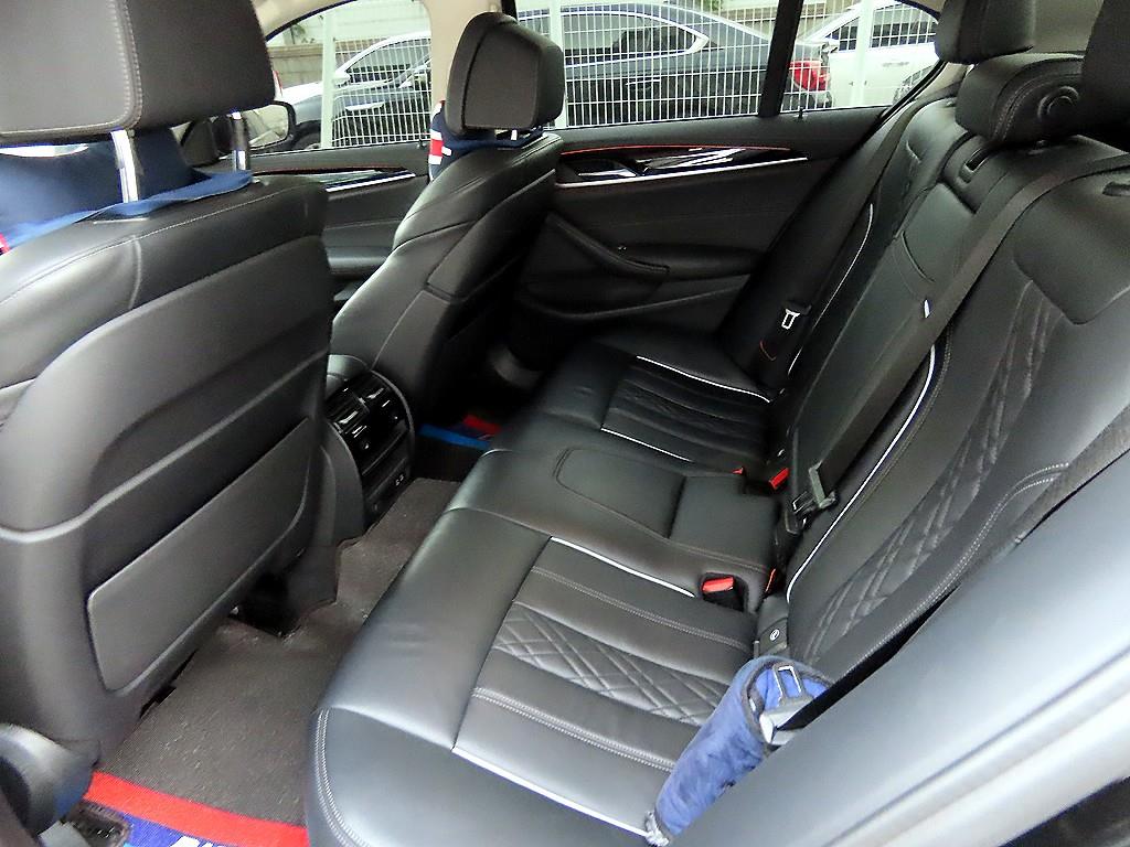 BMW 5 Series - Vista 6