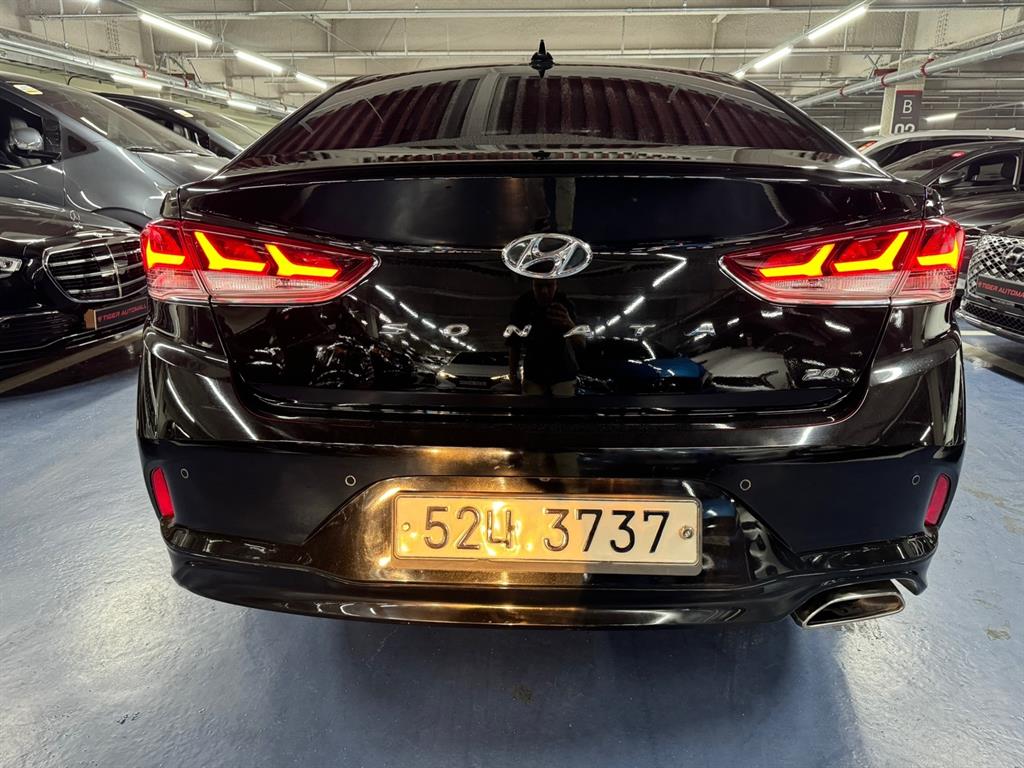 HYUNDAI Sonata - Vista 7