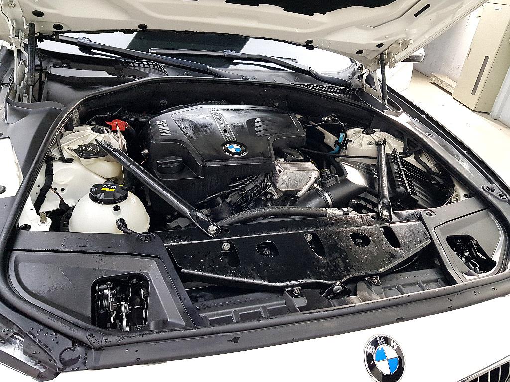 BMW 5 Series - Vista 6