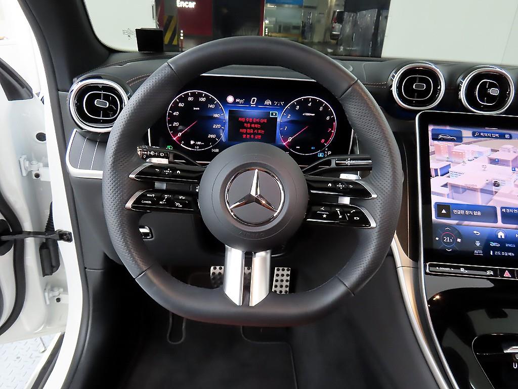 Mercedes Benz GLC Class - Vista 9