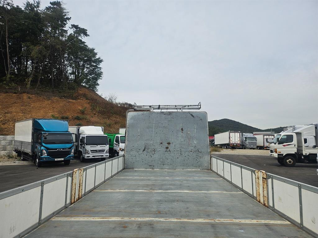 medium and large cargo Cargo - Vista 9