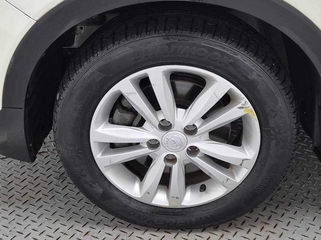 Ssangyong Tivoli 2015 Blanco - Importación desde Corea - HF Imports Iquique - Foto 19