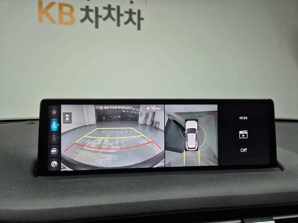 Genesis GV70 2024 Blanco - Importación desde Corea - HF Imports Iquique - Foto 14