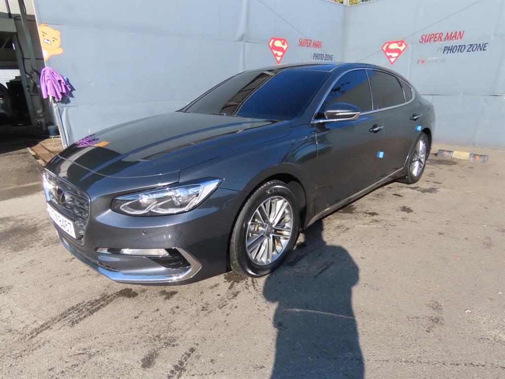 HYUNDAI Grandeur - Vista 3