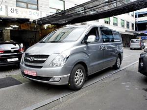 HYUNDAI Starex - Vista 4