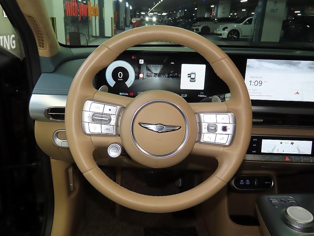 Genesis GV60 - Vista 8