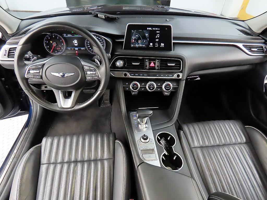 Genesis G70 - Vista 7