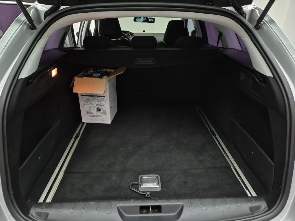 Peugeot 308 2015 Gris - Importación desde Corea - HF Imports Iquique - Foto 18