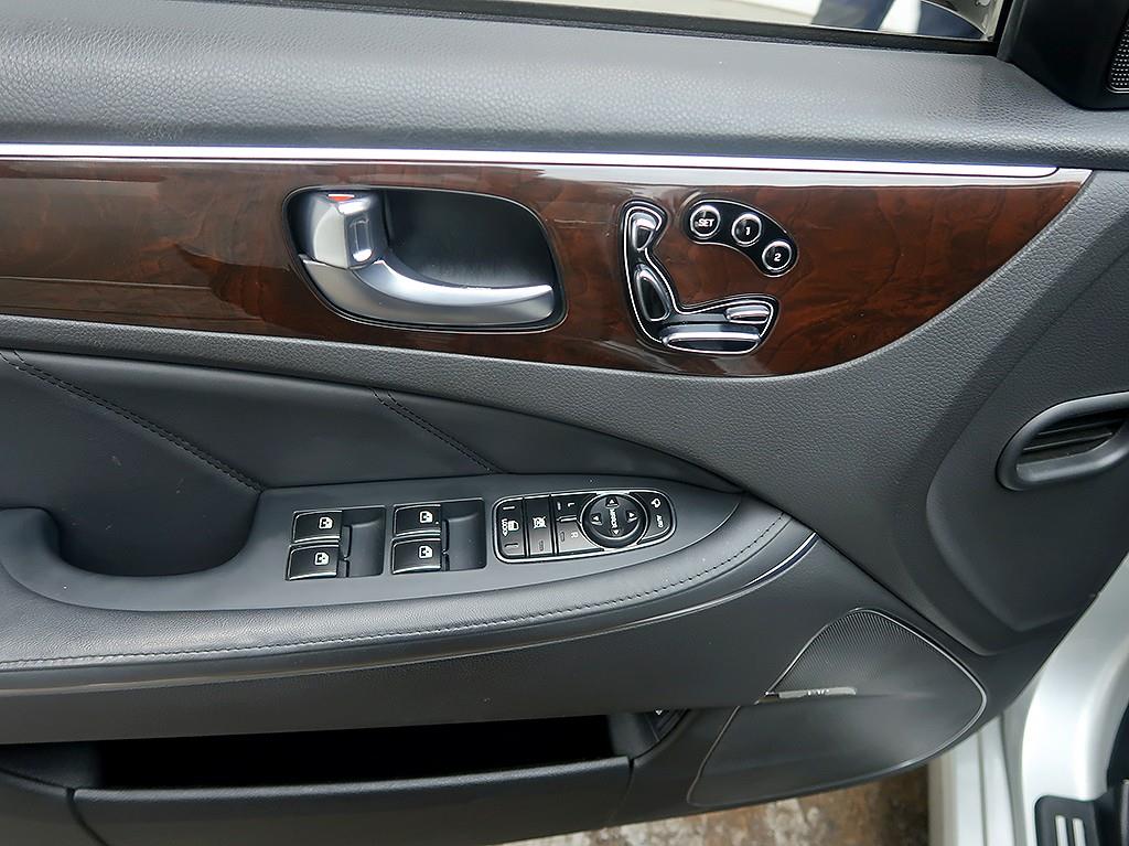 HYUNDAI Equus 2014 Plateado - Importación desde Corea - HF Imports Iquique - Foto 13