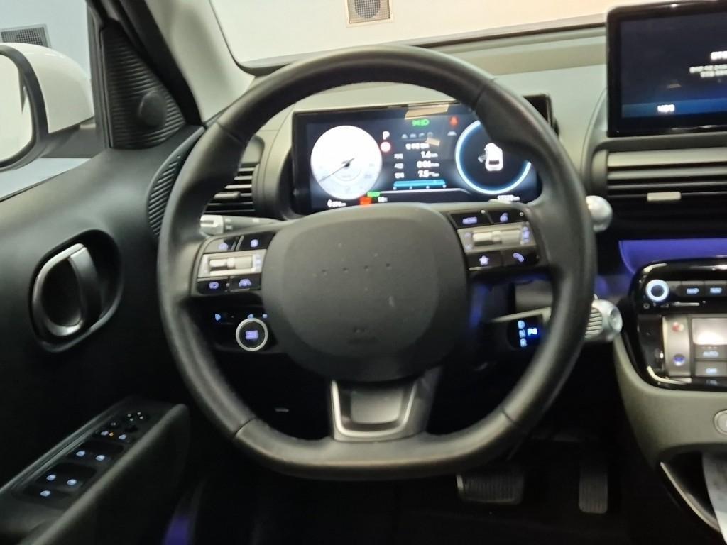 HYUNDAI Casper - Vista 9