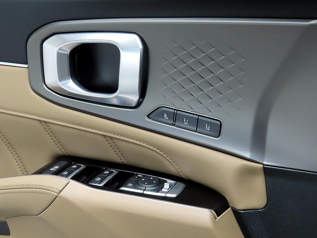 KIA Sorento - Vista 10