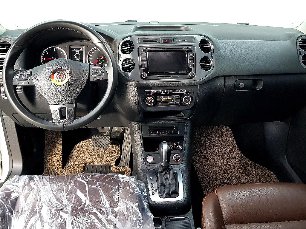 Volkswagen Tiguan - Vista 5