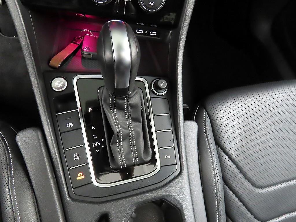 Volkswagen Jetta - Vista 10