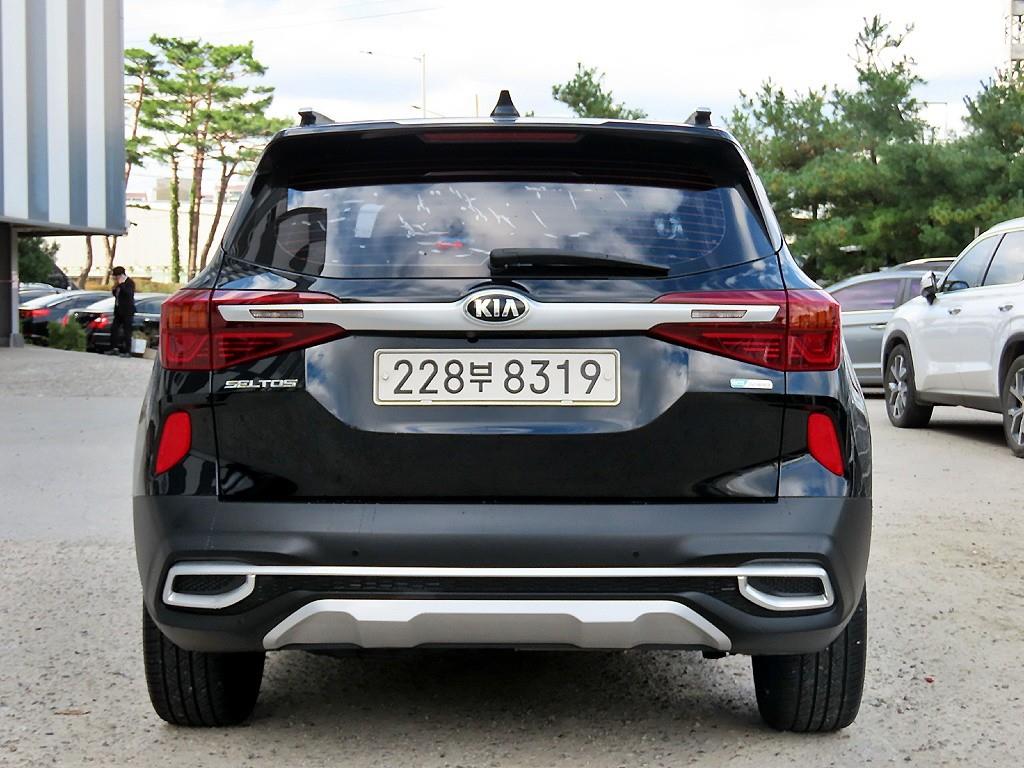 KIA Seltos - Vista 4