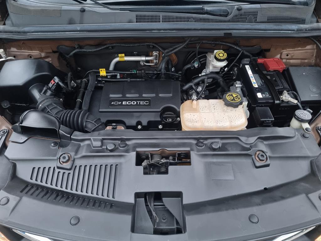 Chevrolet Trax 2017 Café - Importación desde Corea - HF Imports Iquique - Foto 14