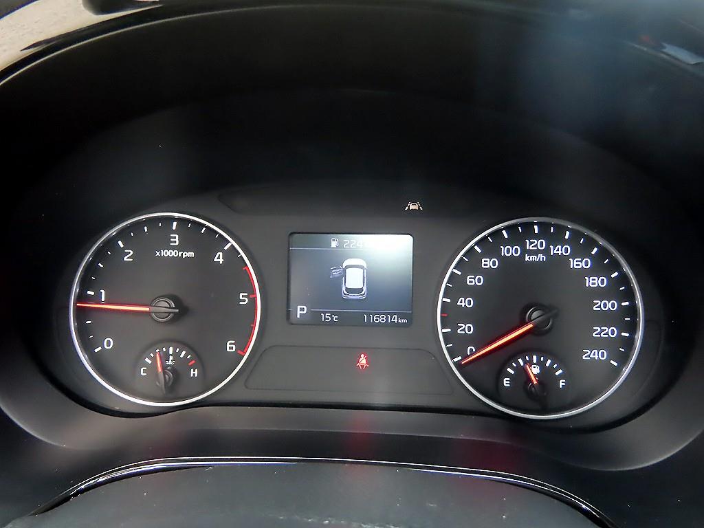 KIA Seltos - Vista 9