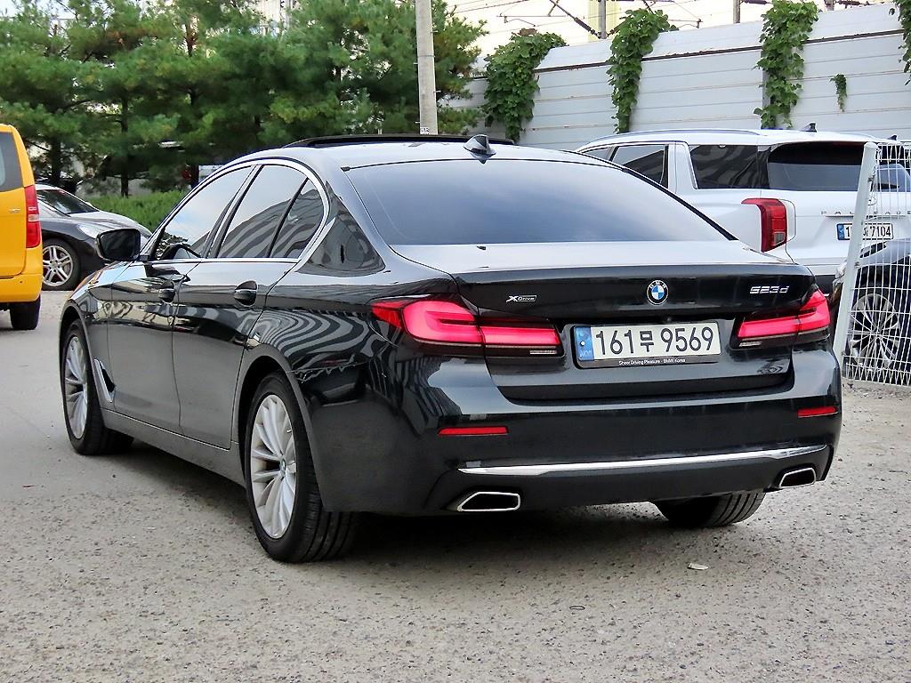 BMW 5 Series - Vista 3