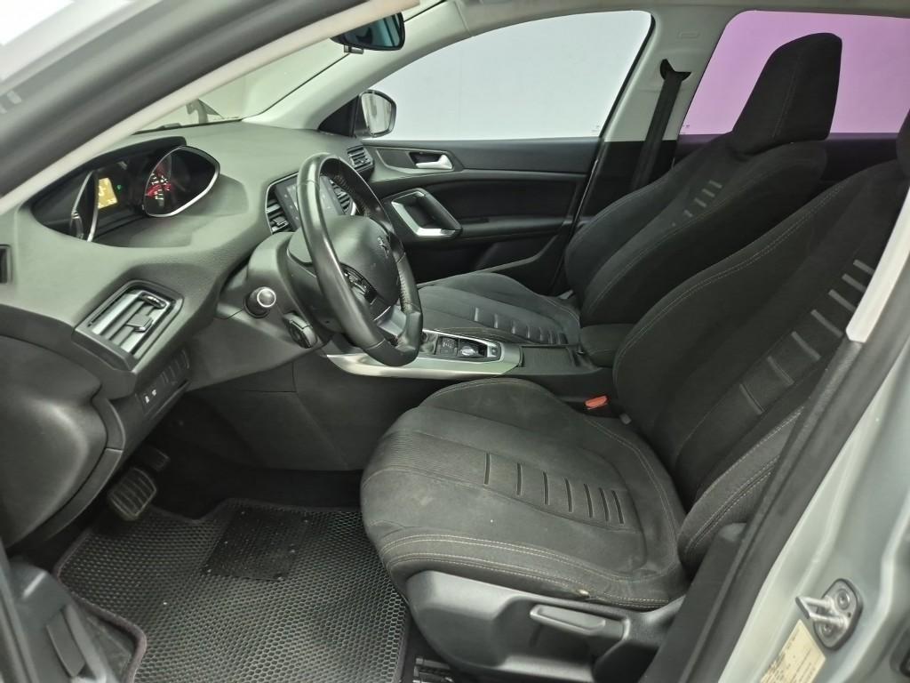 Peugeot 308 - Vista 11