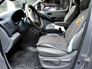 HYUNDAI Starex - Vista 10