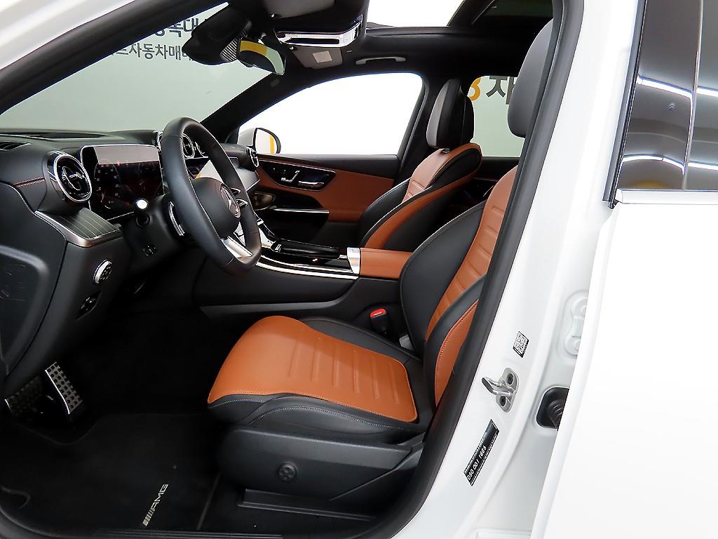 Mercedes Benz GLC Class - Vista 5