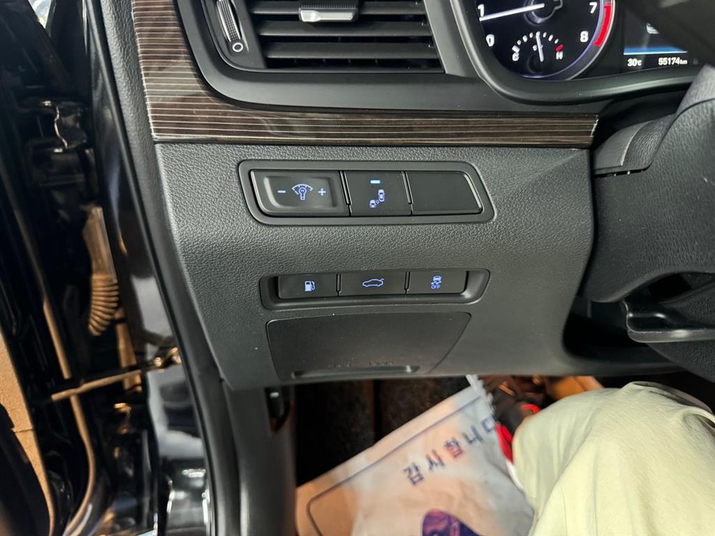 HYUNDAI Sonata 2018 Negro - Importación desde Corea - HF Imports Iquique - Foto 15