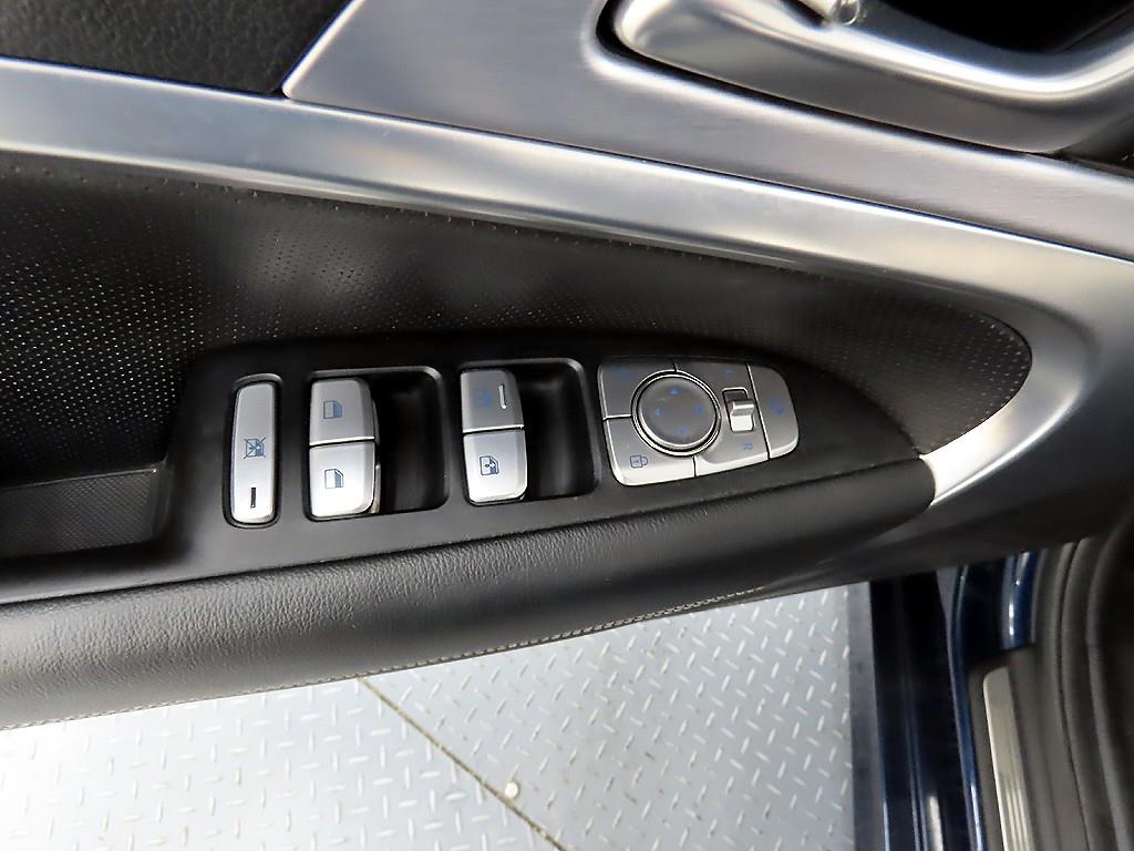 Genesis G70 - Vista 11