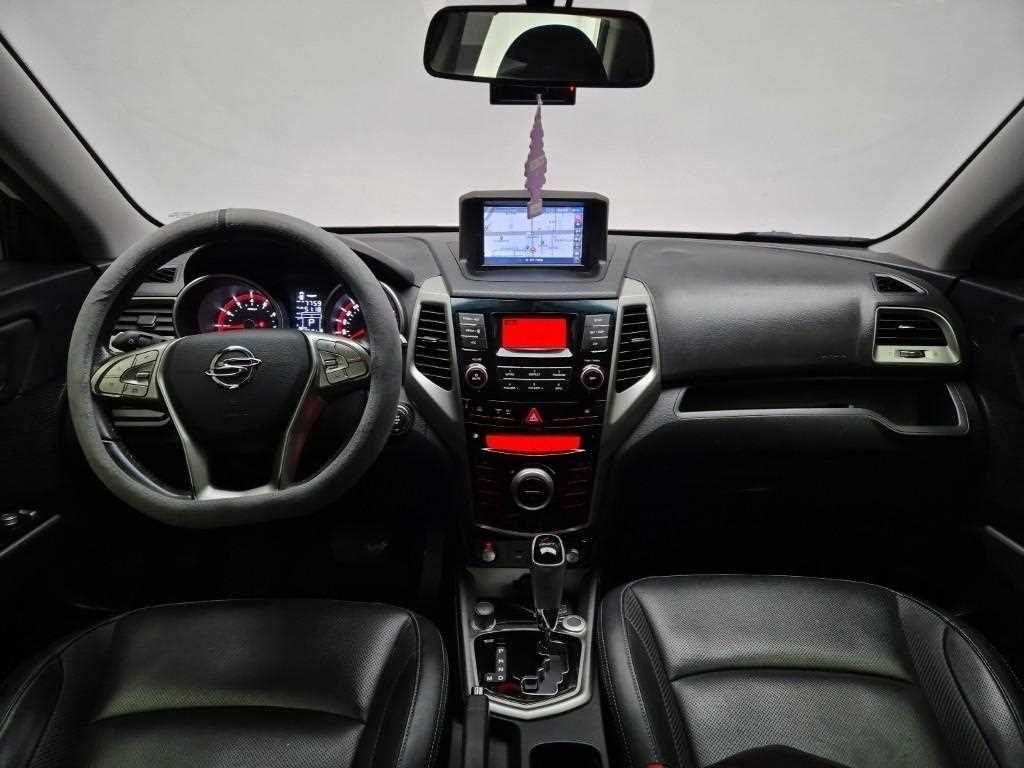 Ssangyong Tivoli - Vista 7