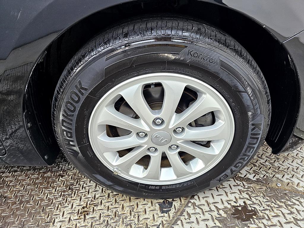 KIA K3 2013 Negro - Importación desde Corea - HF Imports Iquique - Foto 20